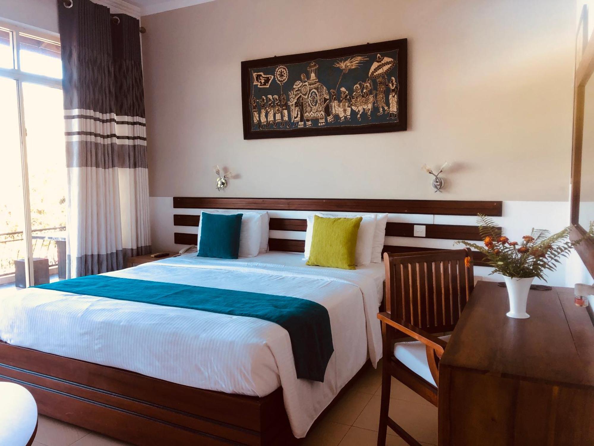 קנדי Elegant Hotel מראה חיצוני תמונה