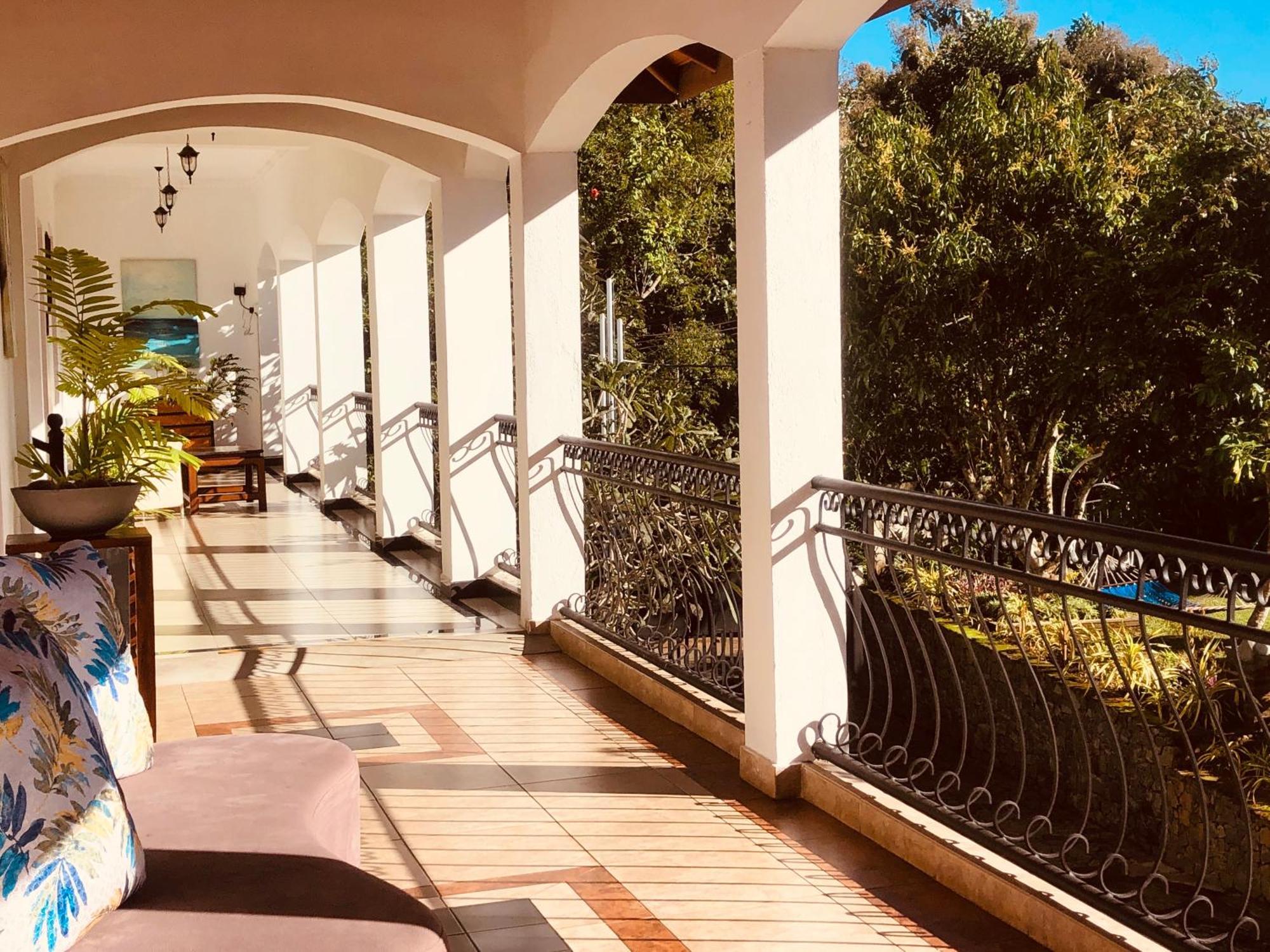 קנדי Elegant Hotel מראה חיצוני תמונה