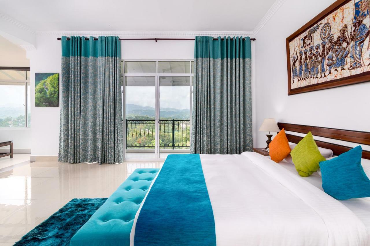 קנדי Elegant Hotel מראה חיצוני תמונה